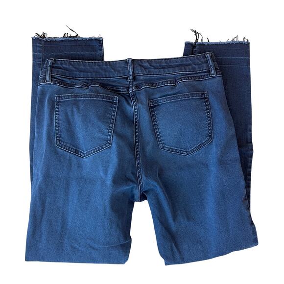 Per Se by Carlisle Stephanie Dark Wash Raw Hem Cropped Jeans Womens Size 8 - Picture 5 of 5